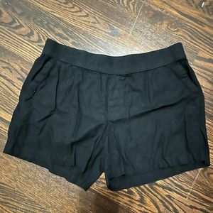 Like new Sonoma short